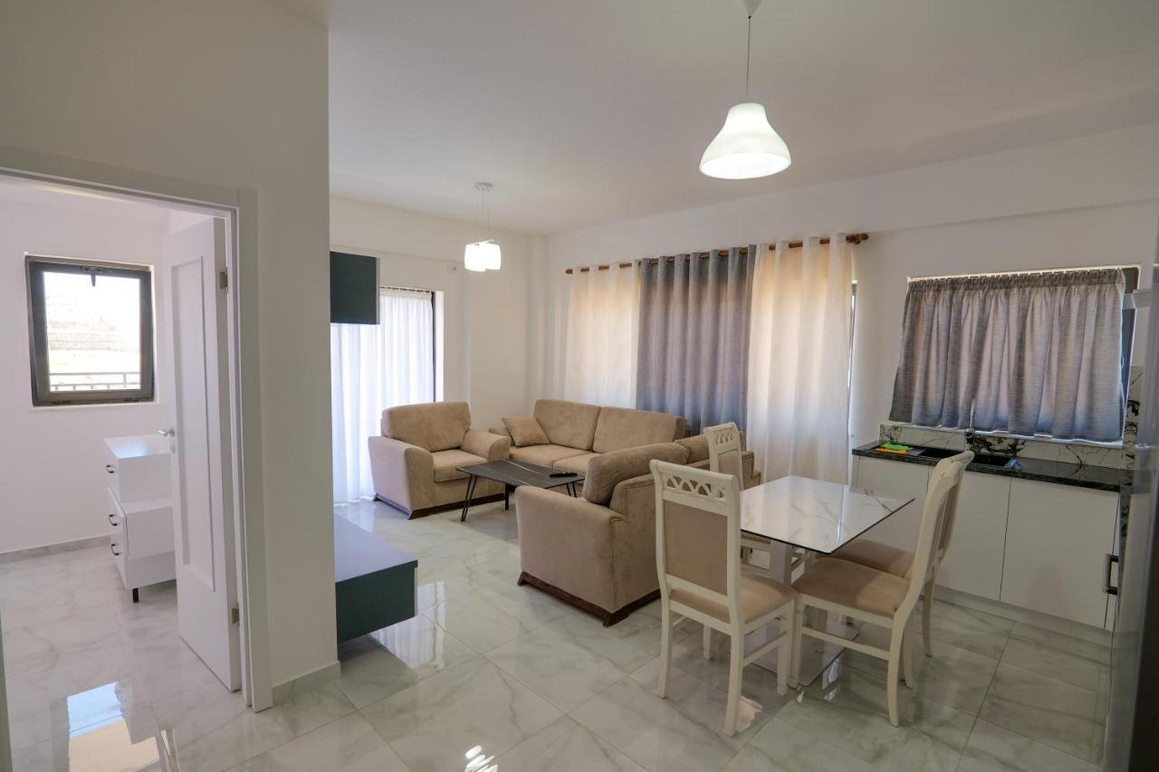 Arijons Apartments Саранда Екстер'єр фото